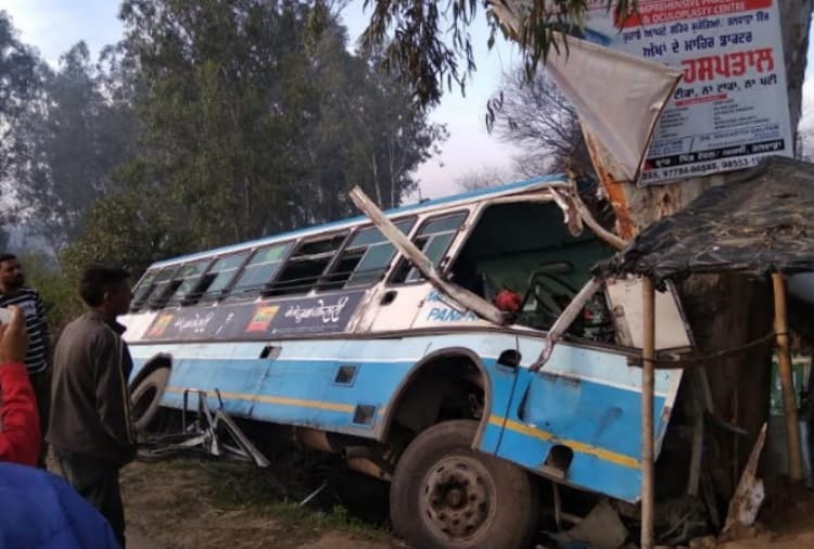 Haryana roadways bus collided with tree, two people died on the spot