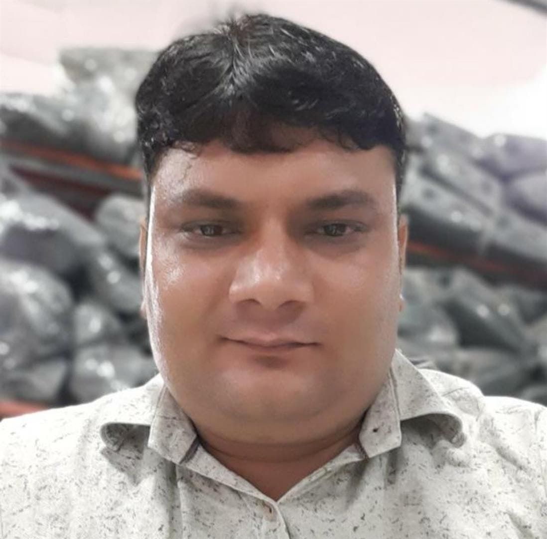 Hathras: Bike riding engineer dies after colliding with Buggy