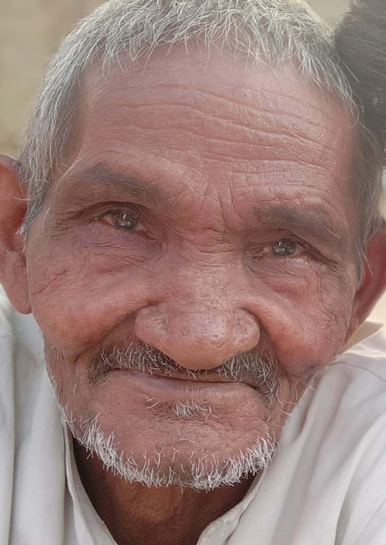 vehchile illusion in old man died when he was crossoing the road
