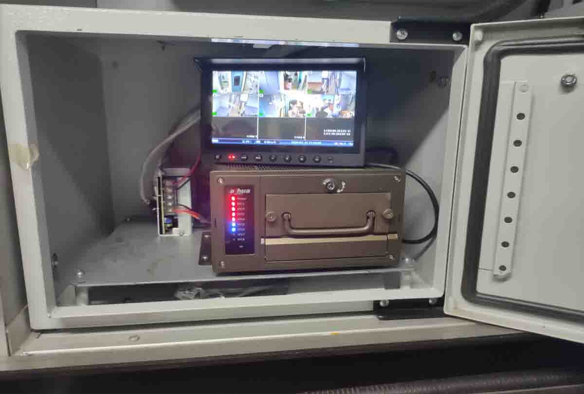 inside photos of mahakal express