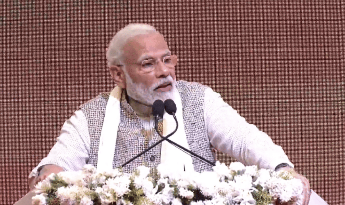 narendra modi in varanasi mahakal express live update in hindi