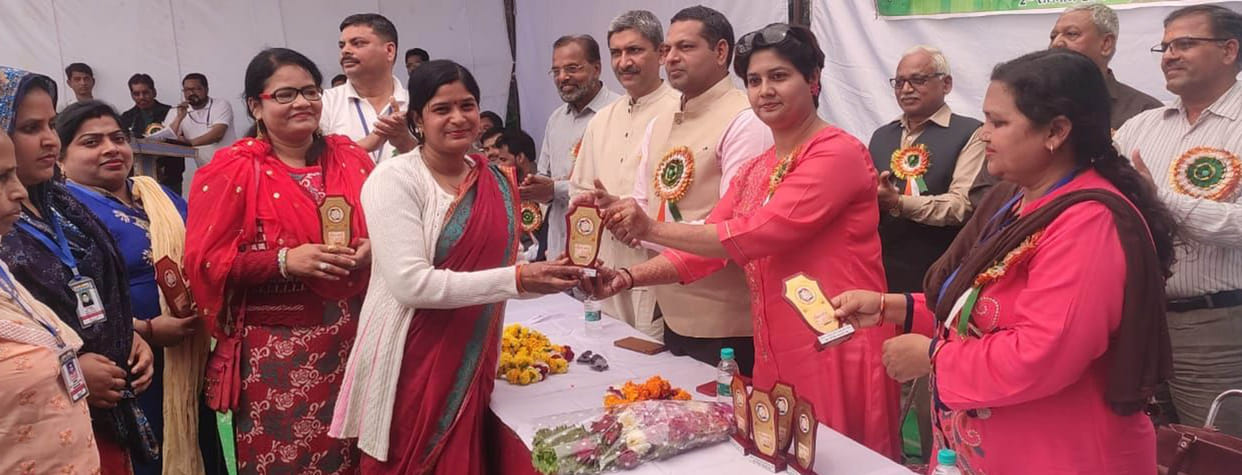 Roti Bank Society appreciated by DIG