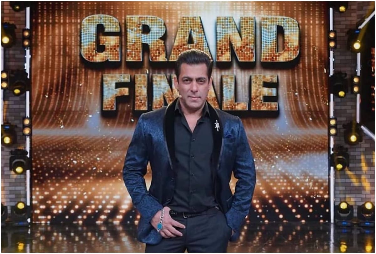 Coronavirus outbreak Salman Khan gave charity advice to Anna Daan   for daily wage employee