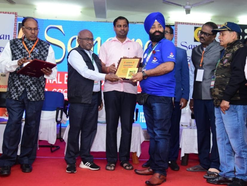Help to Others Society got National Award