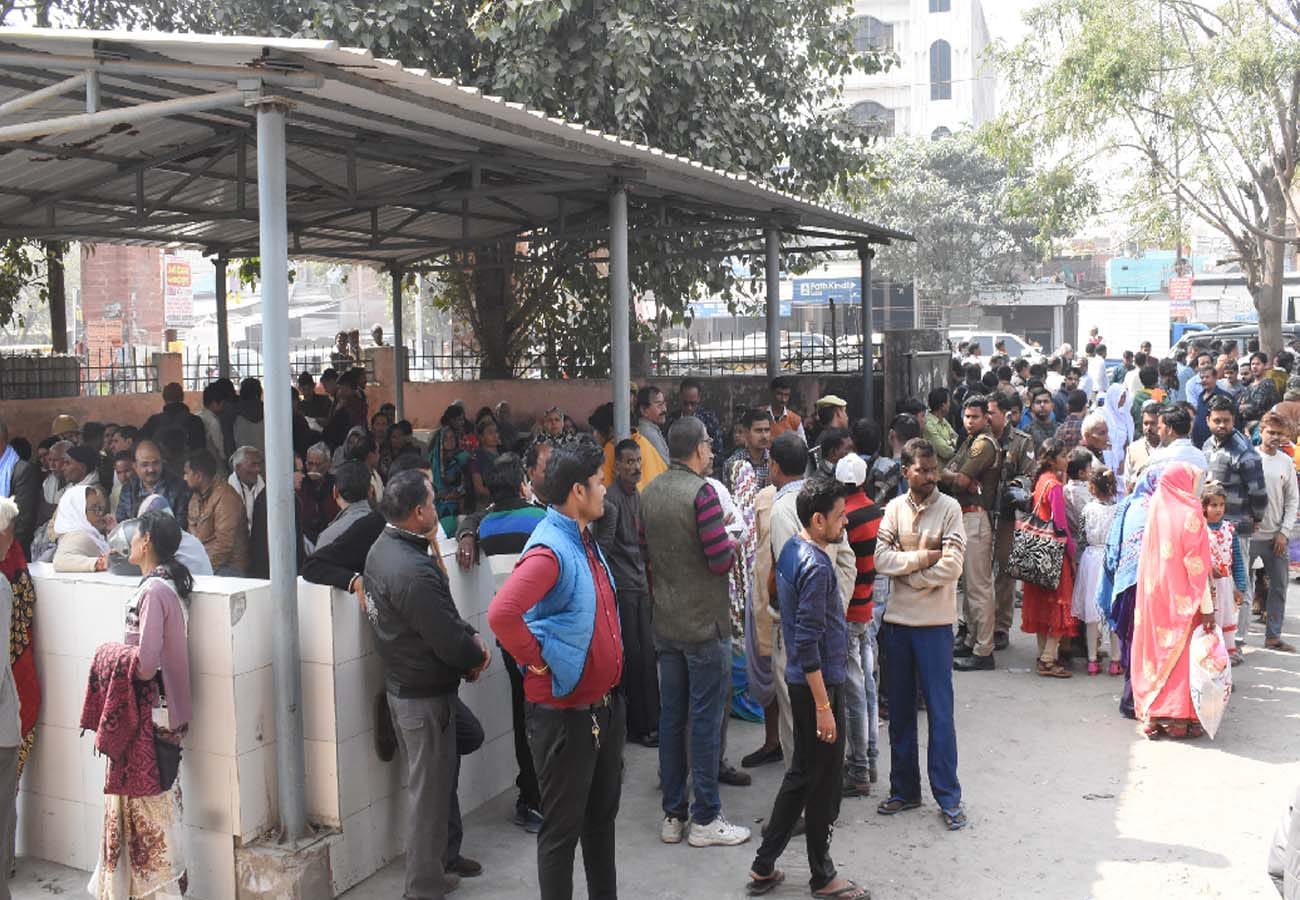 LPG cylinder made deadly, seven burnt alive in unnao, Six bodies were cremated together