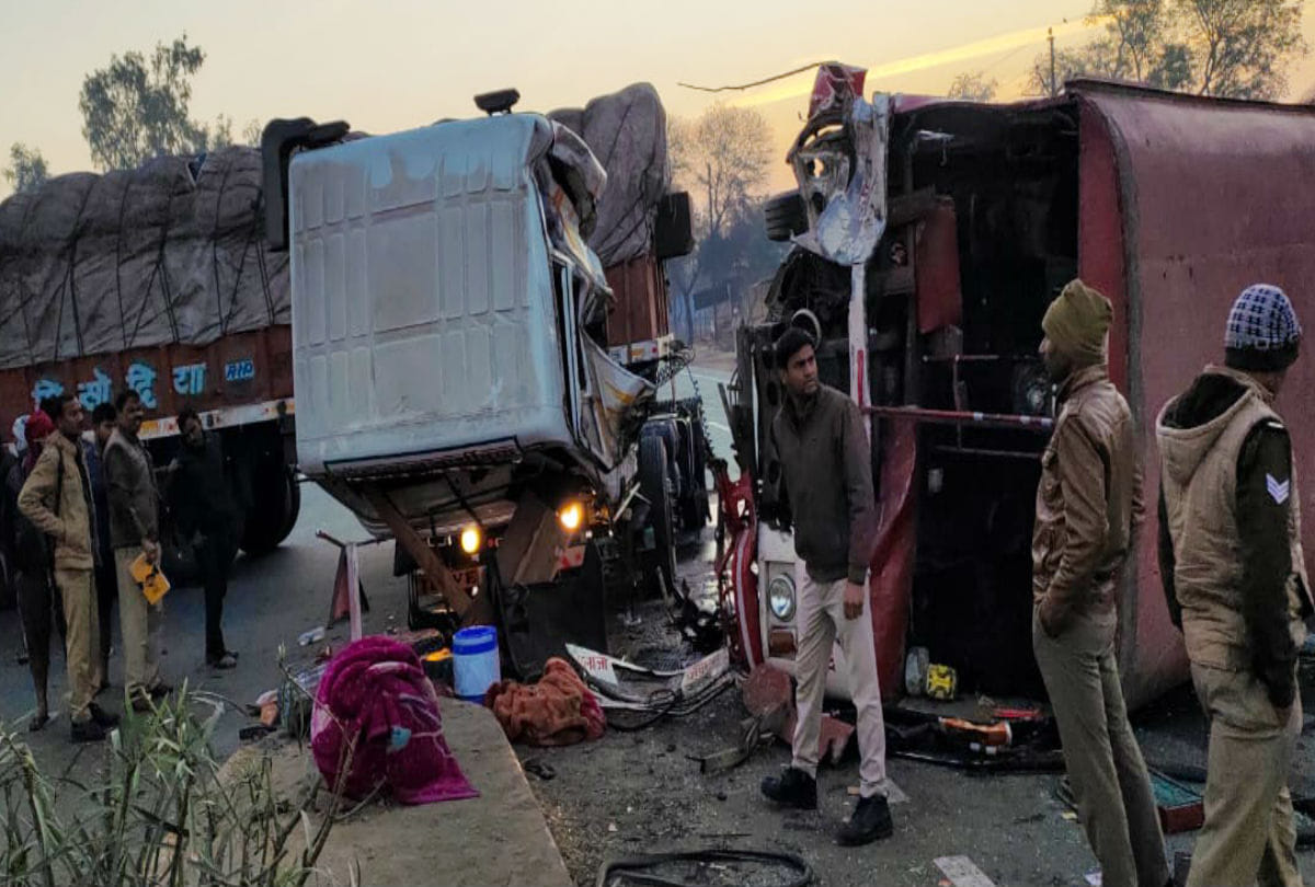 Accident at Agra Jaipur Highway Roadways Bus Crush With Truck