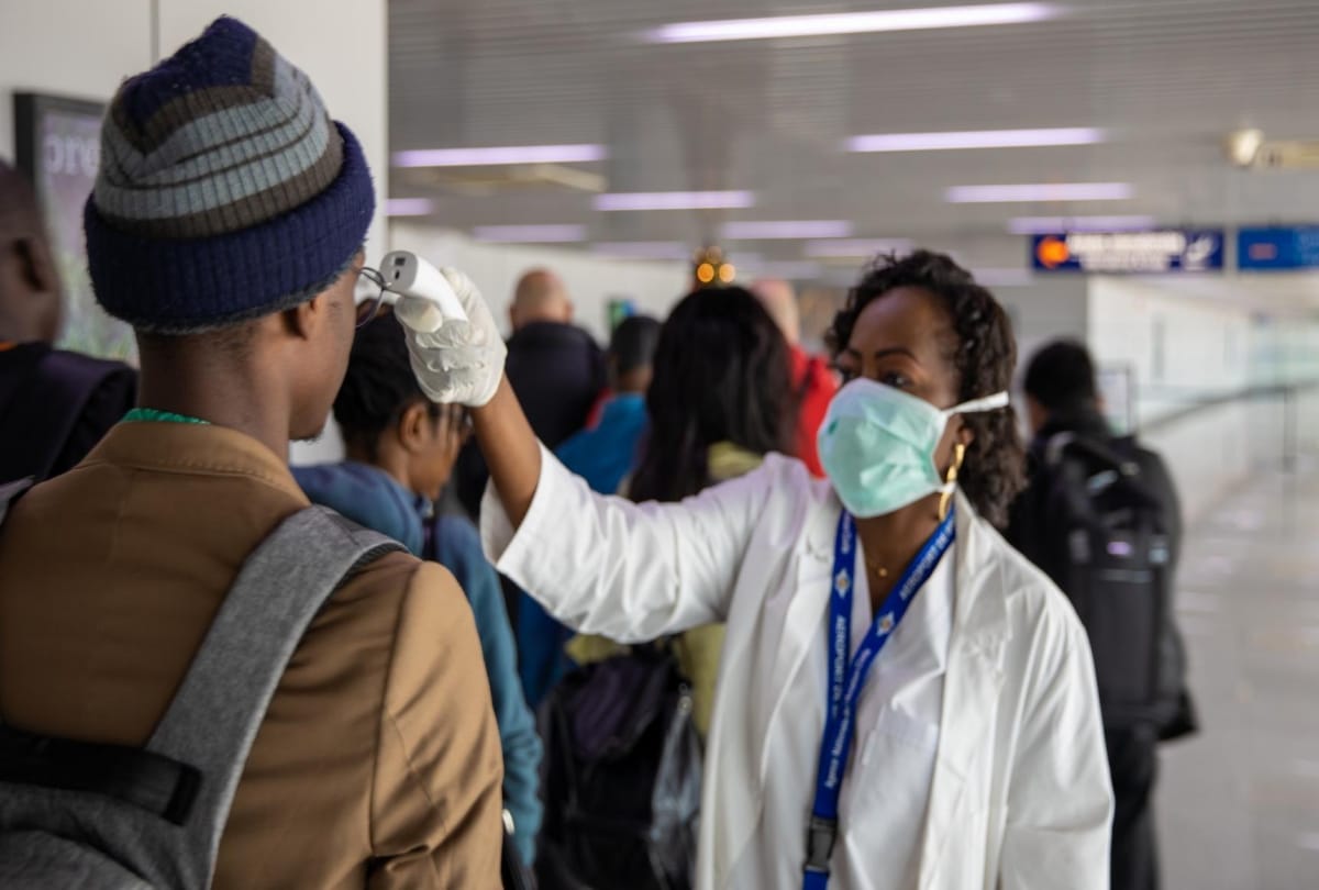 coronavirus symptoms and treatment, know how mask can save you from coronavirus