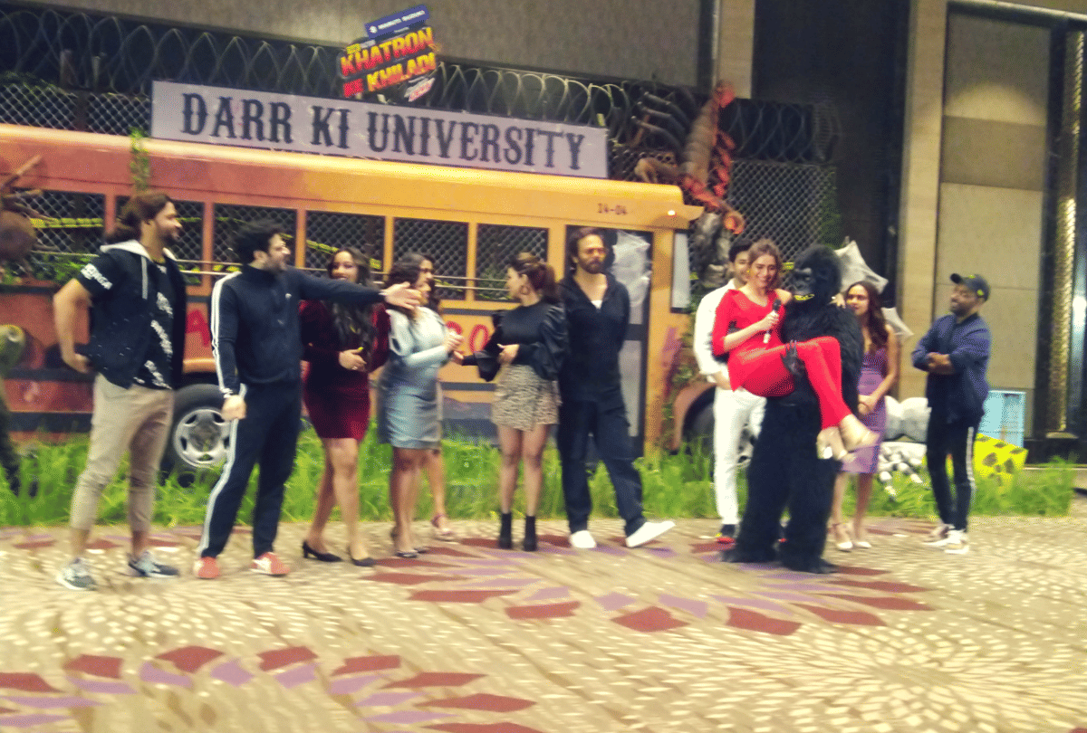 rohit shetty Wants to Complete khatron ke khiladi Shooting Before sooryavanshi release