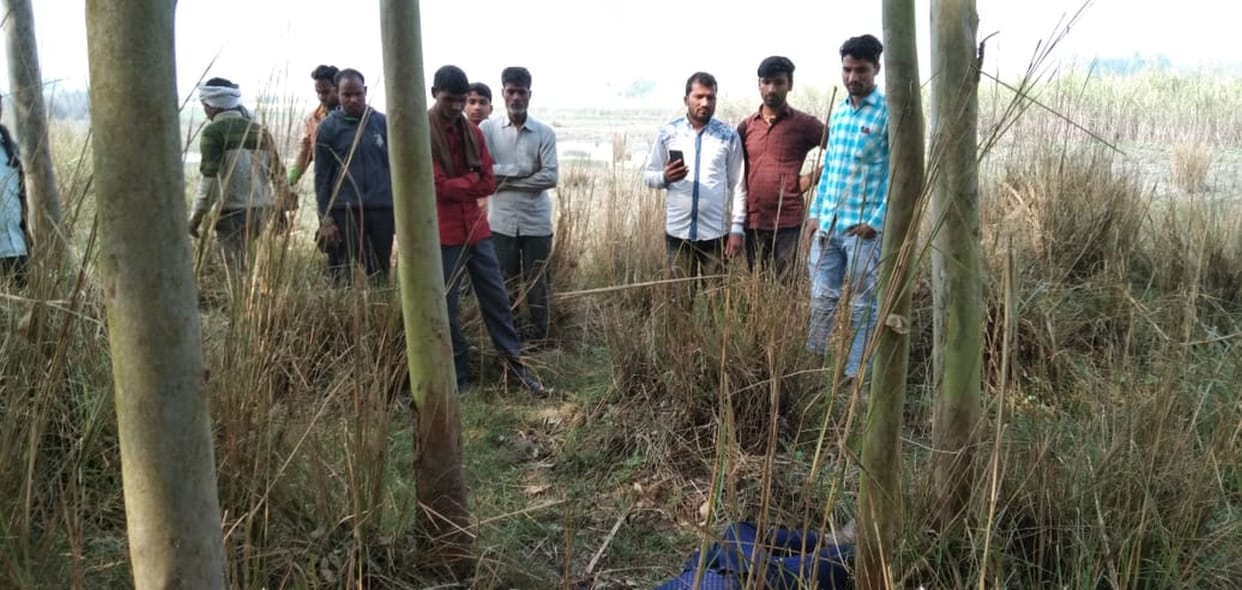 Dead body of a girl found in garden, fear of murder
