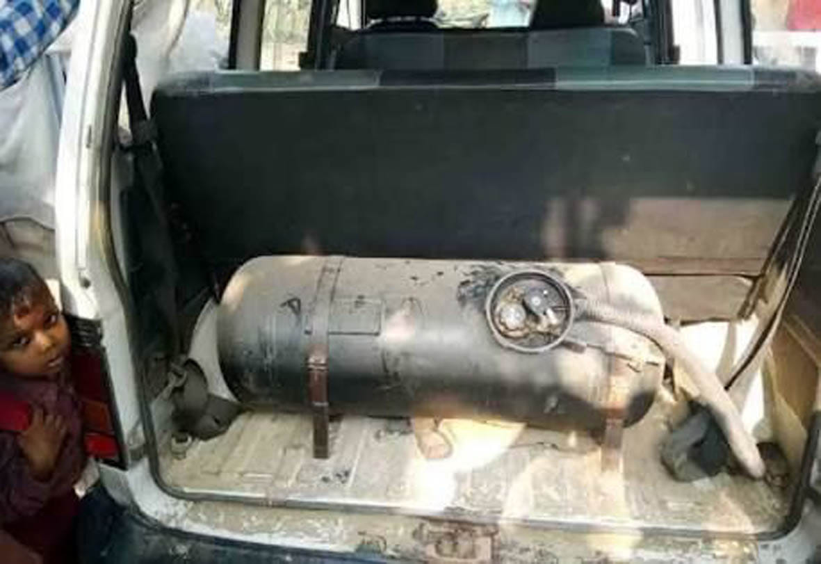 To save some money, 'bomb' was put in the vehicle