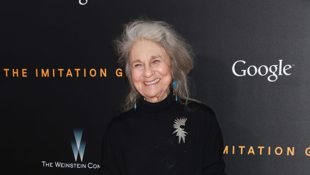 actress lynn Cohen passed away in the age of 86
