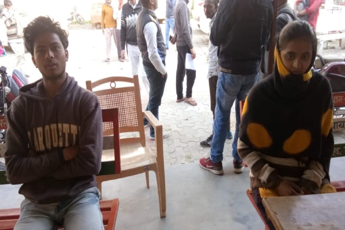 Lover couple married in temple at Sardhana of Meerut city