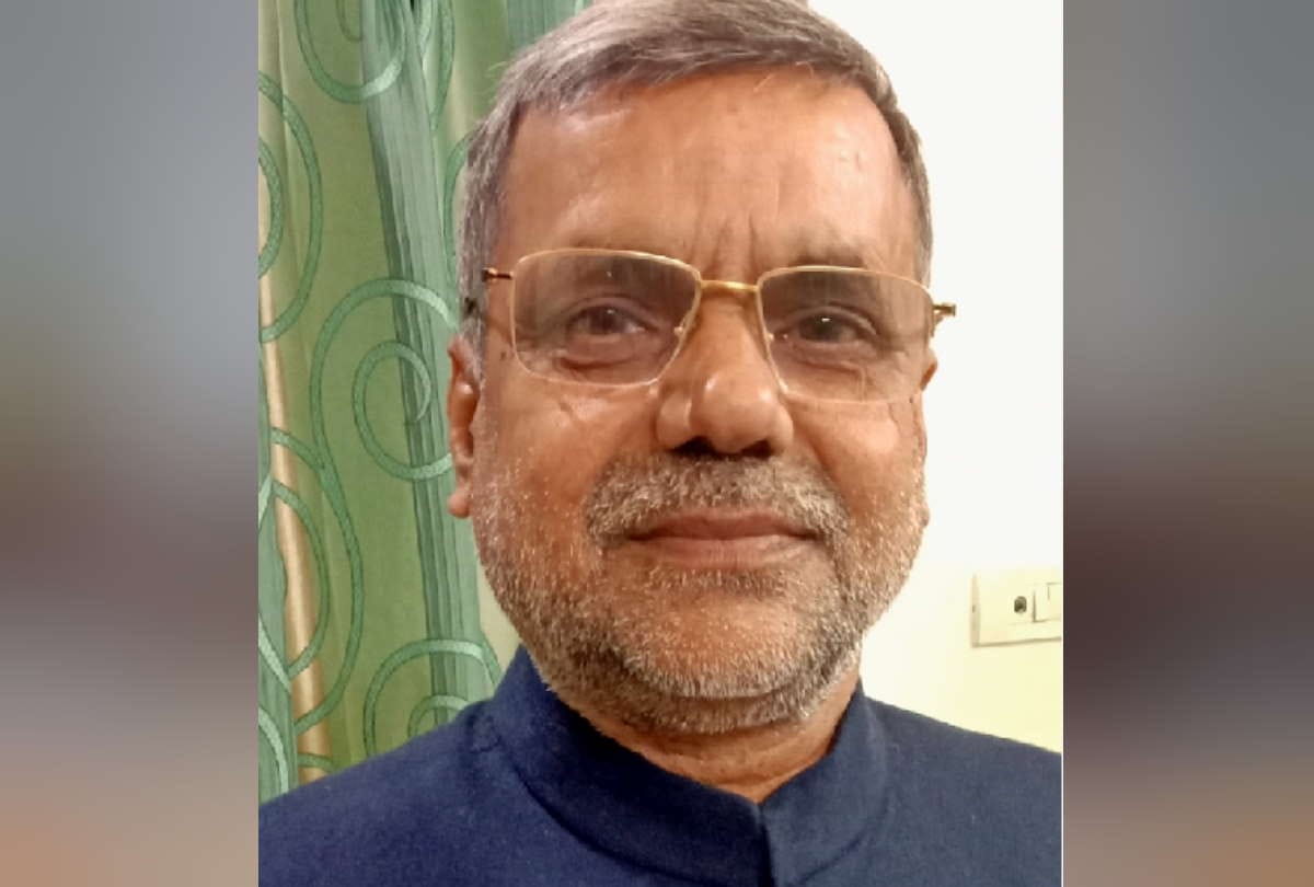 MLC Devendra Pratap Singh reacted after Ramdaras vidyarthi arrested for molestation in gorakhpur