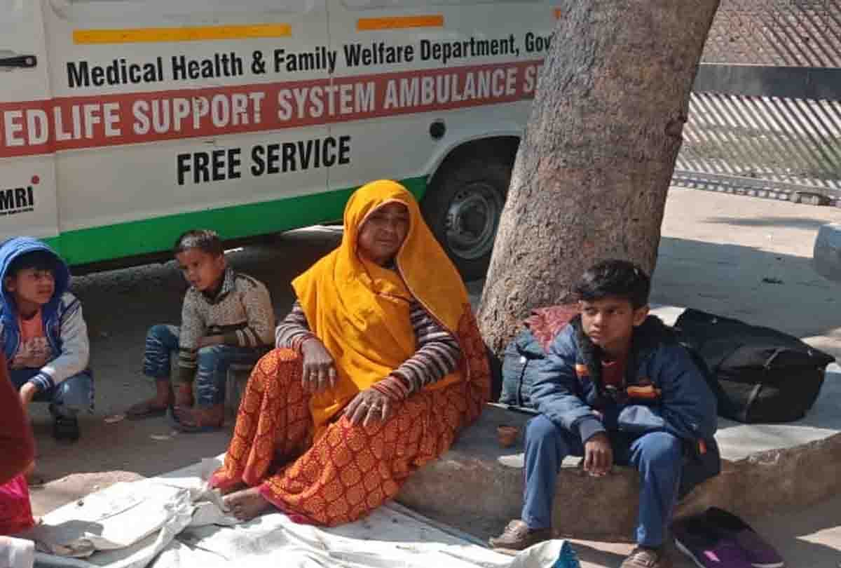 bride's father and warts died in road accident