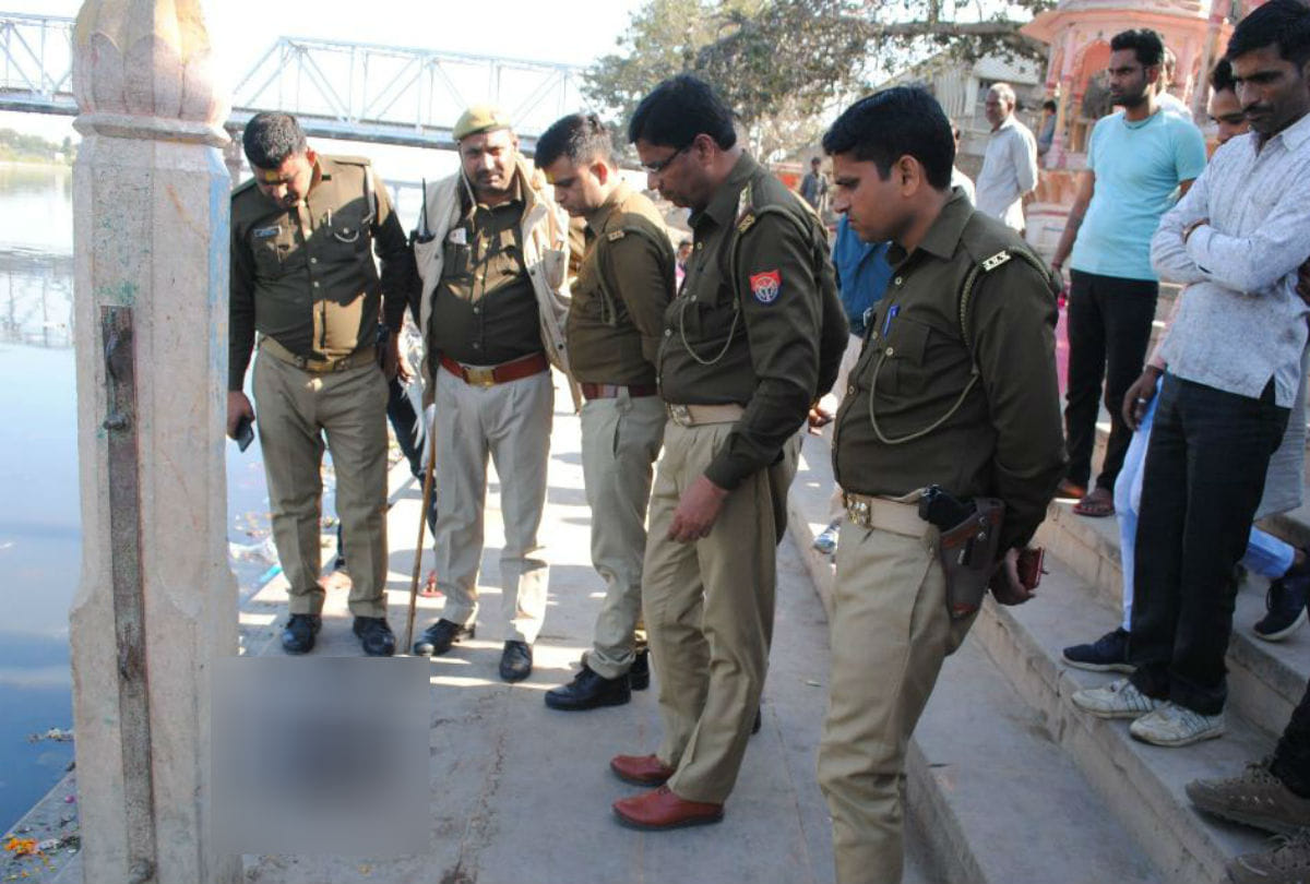 bodies of two newborns found in Yamuna river in mathura