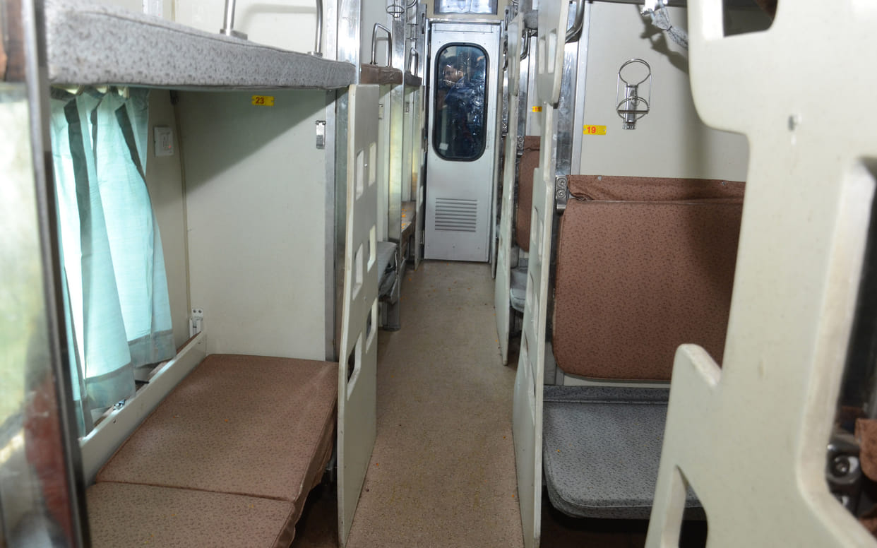 Tour package is also available in Kashi Mahakal