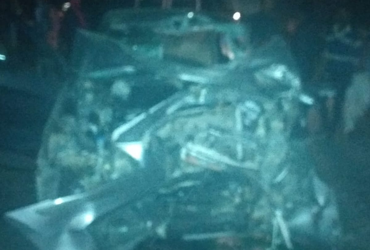 Three people killed in road accident in Gorakhpur Lucknow highway