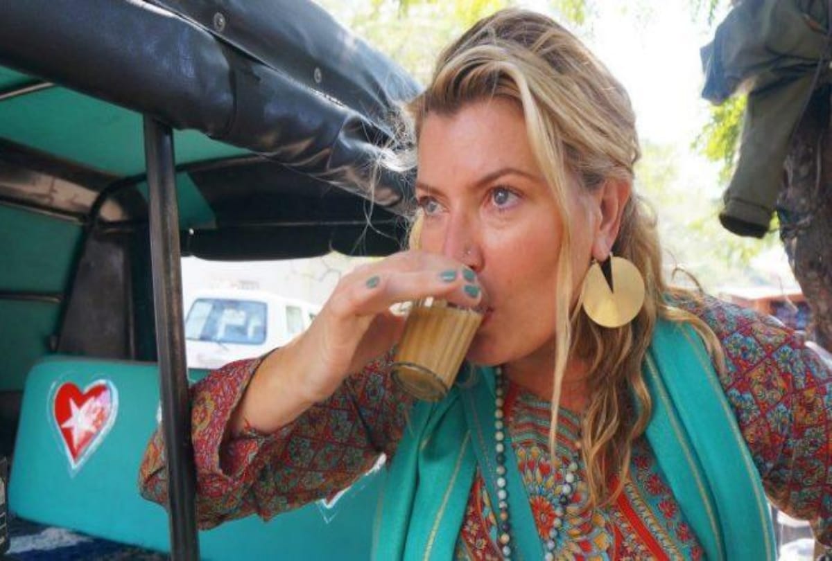 Business ideas in least capital investment, American woman sell Indian tea earns 200 crore profit