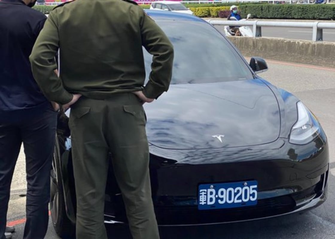 tesla electric car tesla model 3 dubai police tesla cybertruck taiwan military electric cybertruck