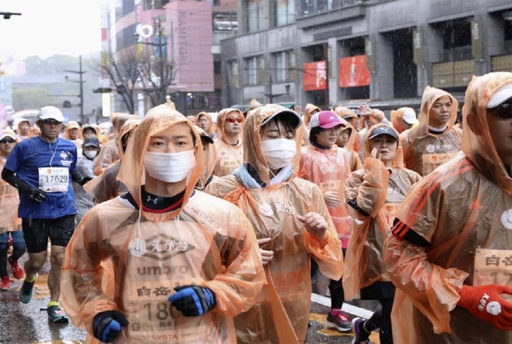 Organisers cancel Tokyo marathon for 38,000 runners over coronavirus