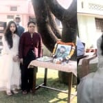 Pulwama Attack One year: Martyr Major vibhuti dhoundiyal Wife Emotional During Gives Tribute
