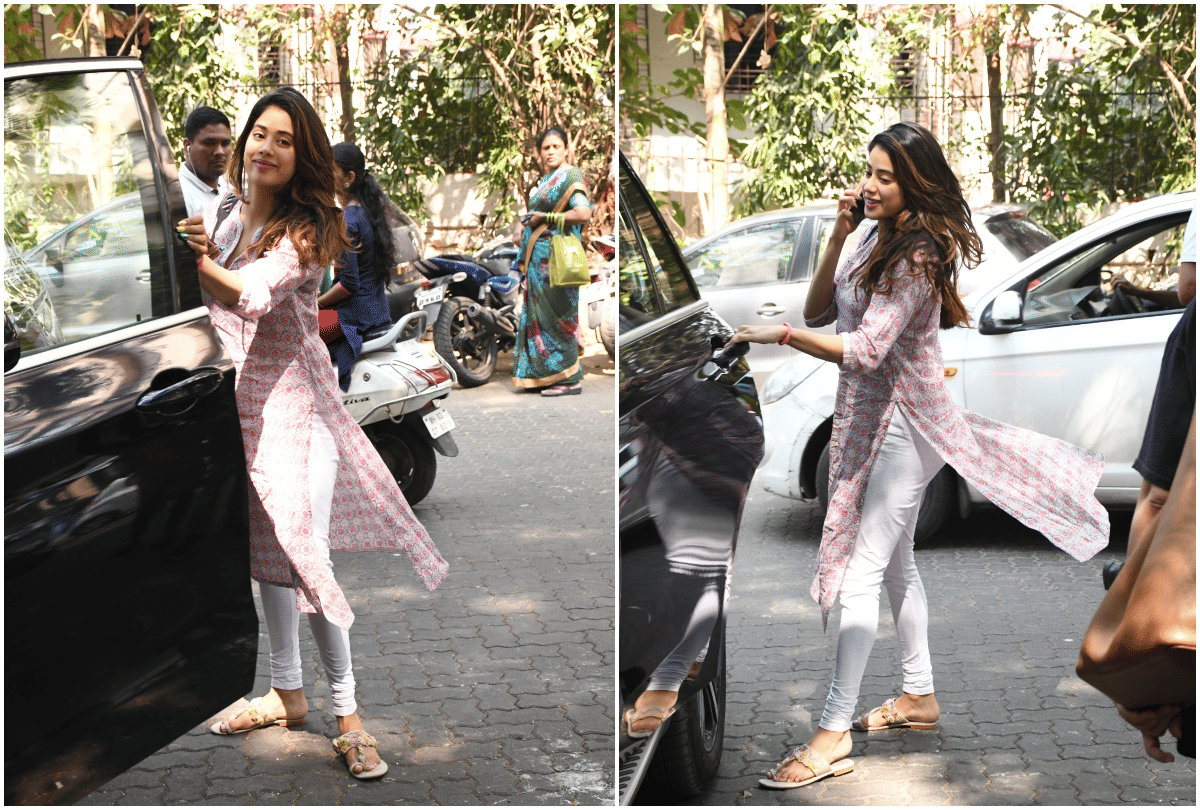 janhvi kapoor reaches gym in traditional suit no make up look viral image