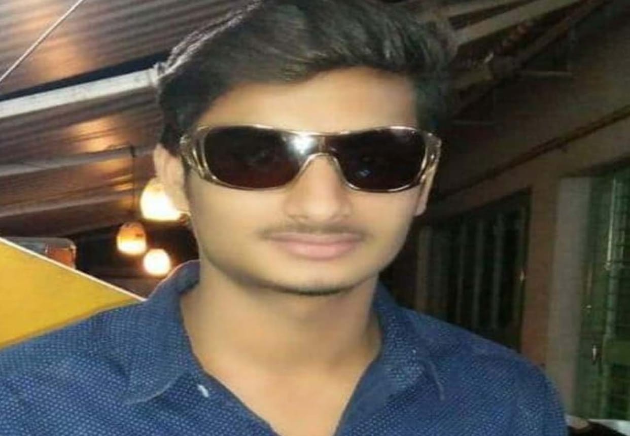Dead body of a youth found in the house in banda