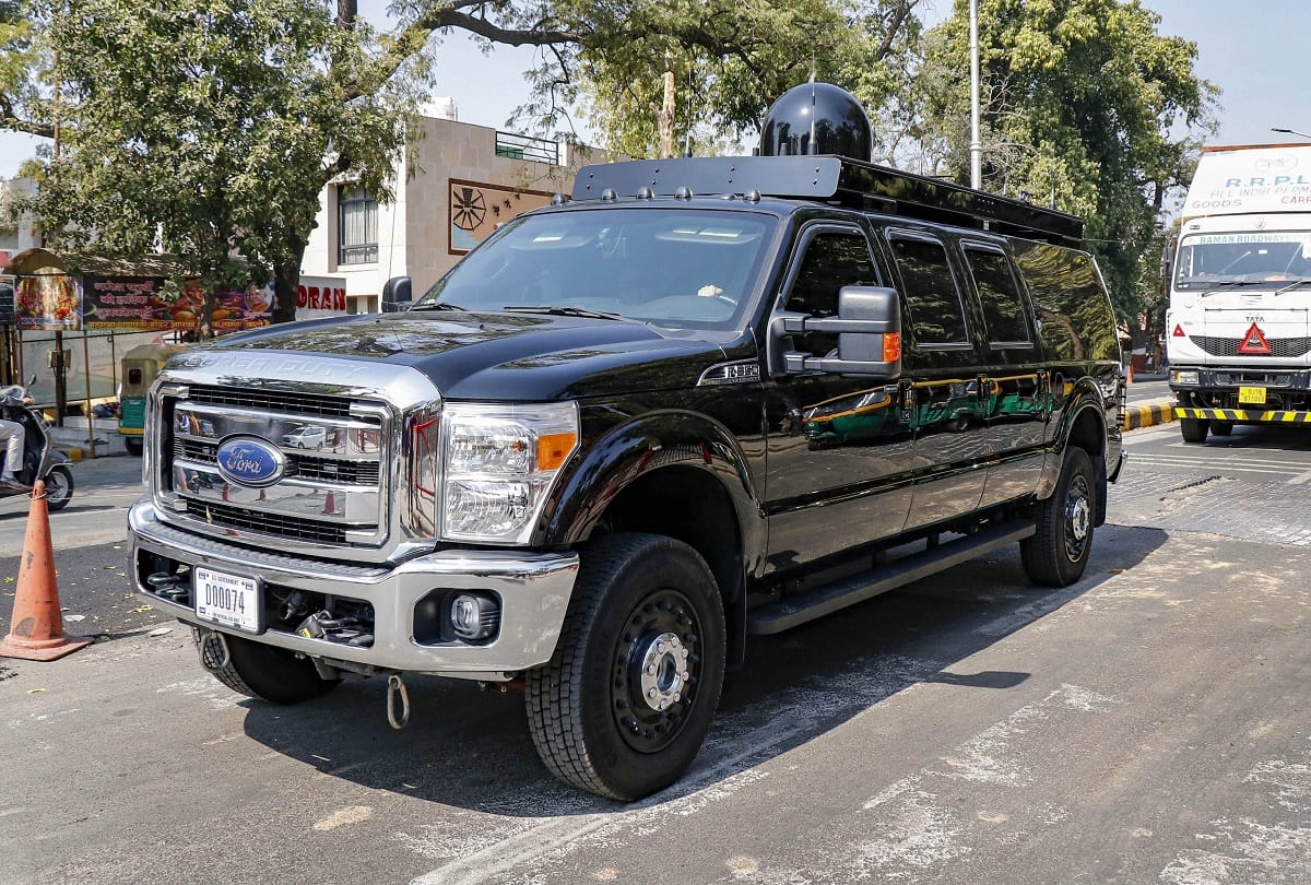 Donald Trump India Visit : convoy under tight security Indian security agencies gaurd outer circle