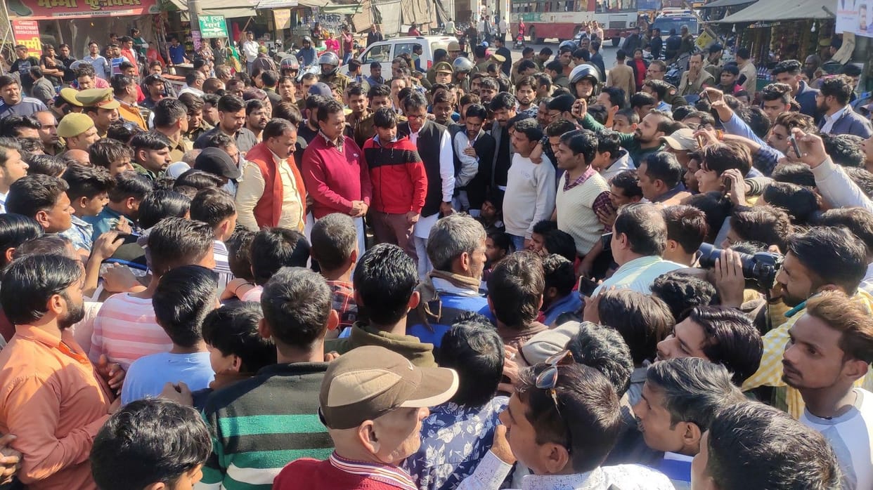 SP leader son's murder: Akhilesh yadav has setup investigating team