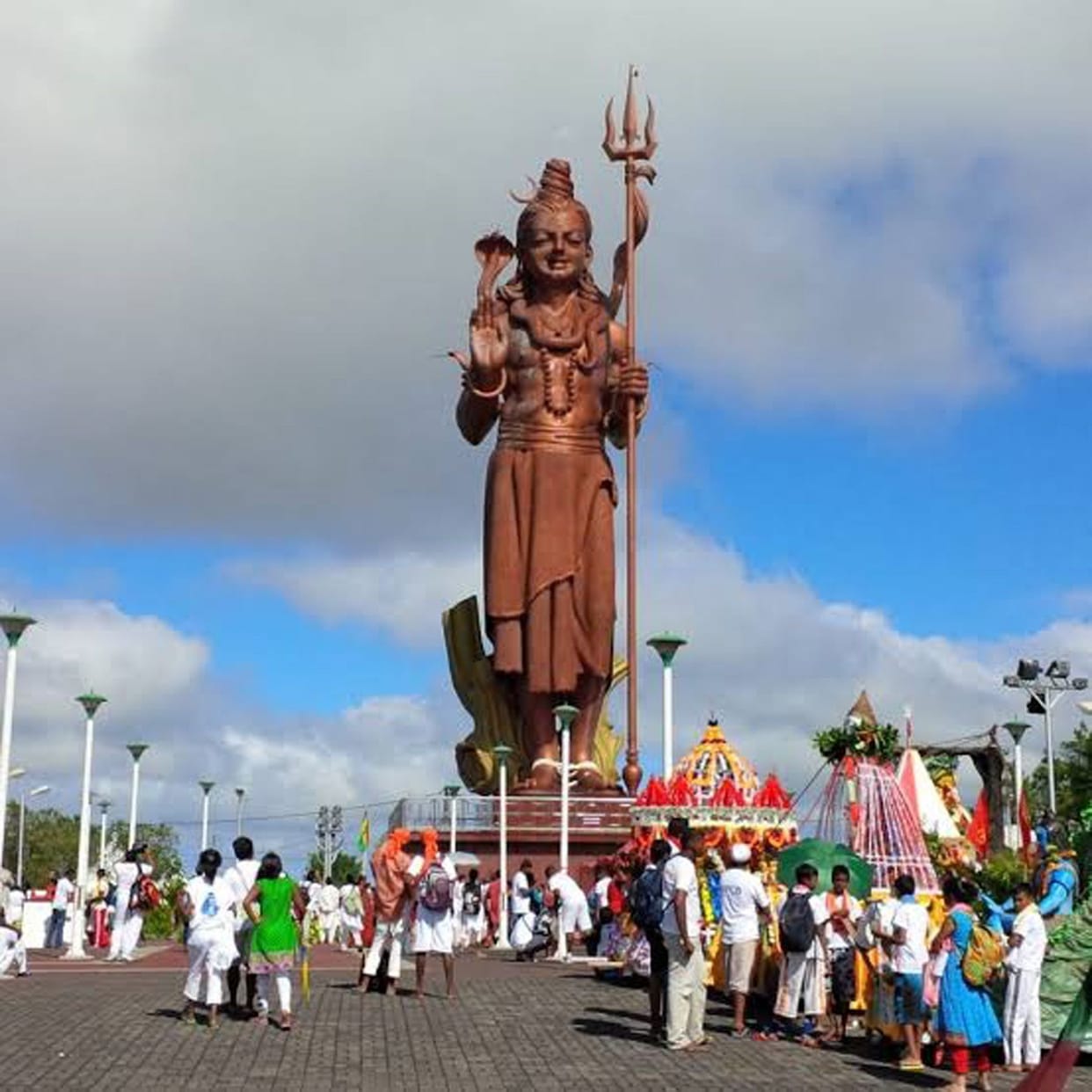 Mauritians celebrate Shivratri
