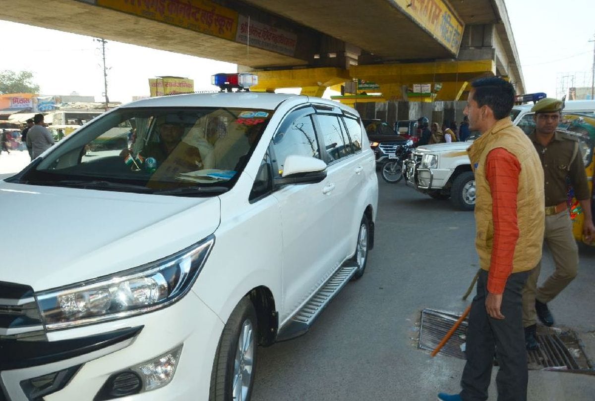 ssp firozabad gave charge of co traffic to a common man for two hours