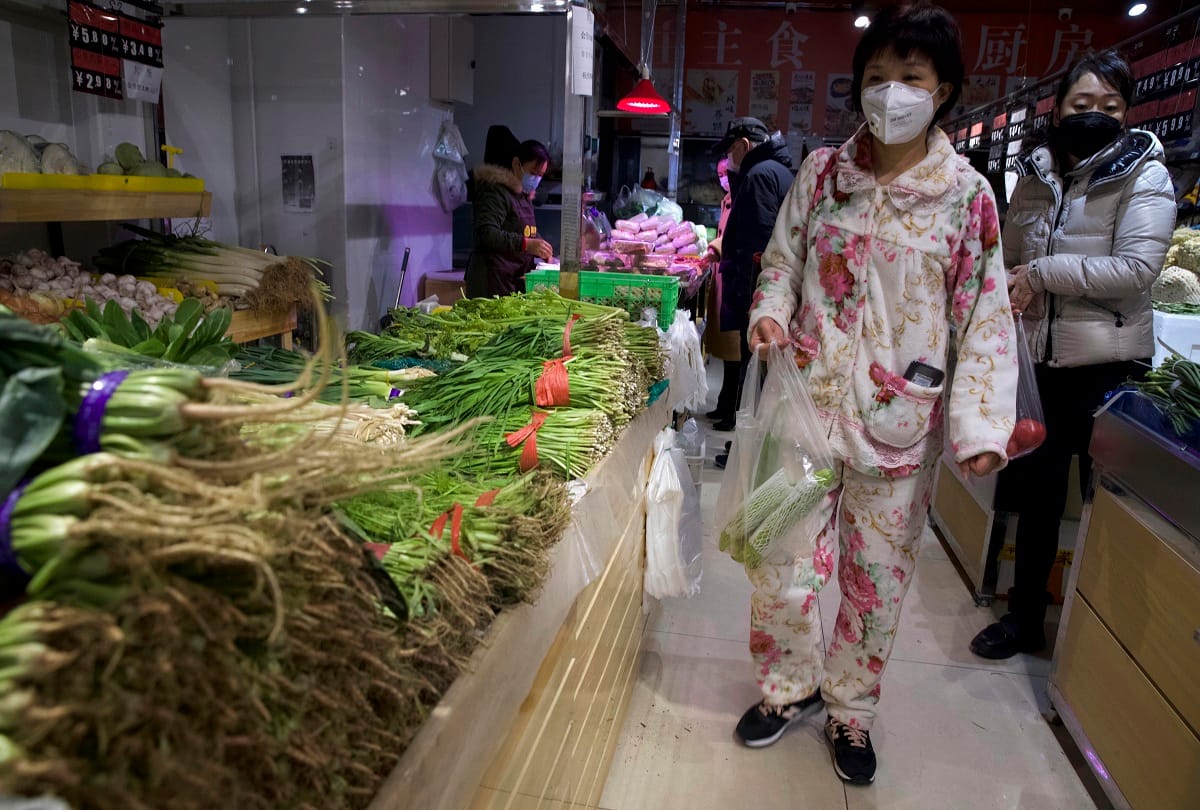 coronavirus china young generation fearing death due to covid 19 and writing wills