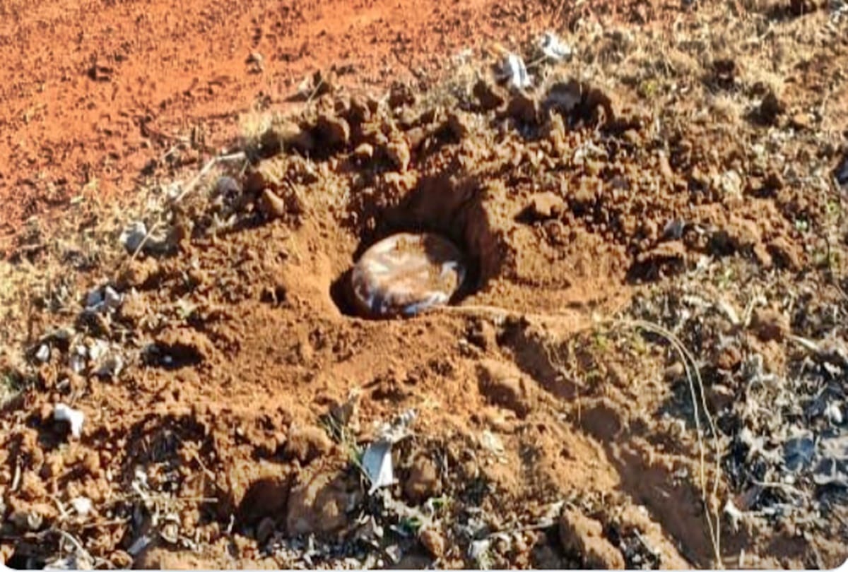 Father and son injured in IED explosion in Jharkhand