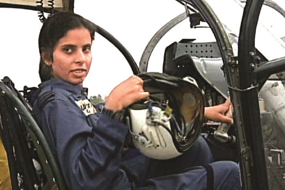 Kargil Vijay Diwas 2023 Know About Kargil War Female Pilot Gunjan Saxena biography in hindi