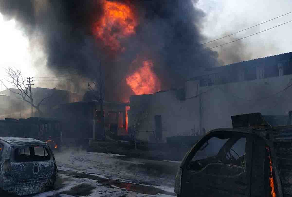 Thinner factory became fireball for five hours