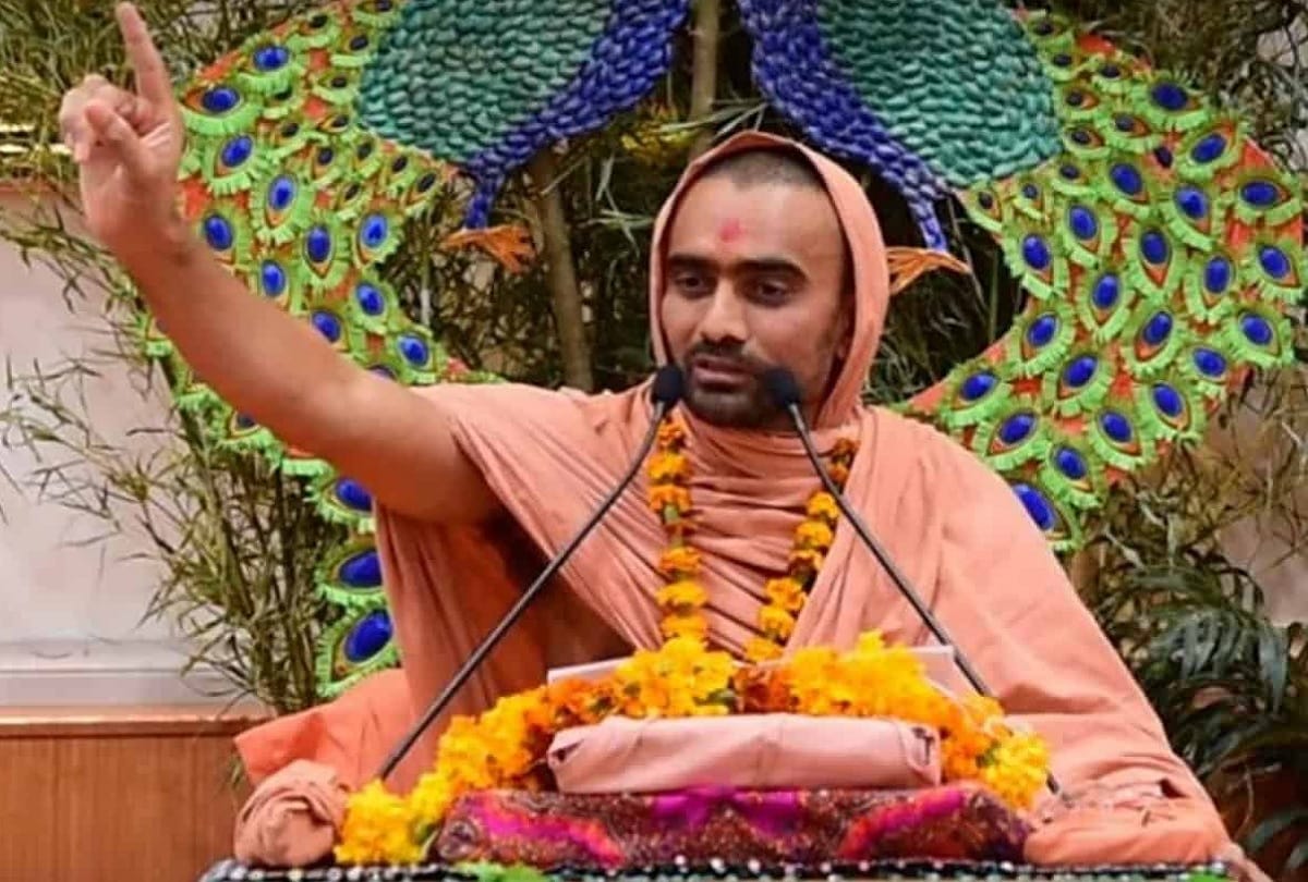 Menstruating women who cook food will take birth as dogs in next life says Swami Krushnaswarup Dasji
