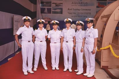 demonstration of the power of women soldiers helped the Supreme Court decide Permanent commission