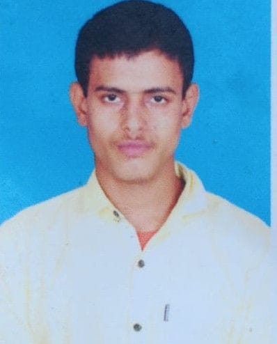 Dead body of young man returning from Surat to take exam