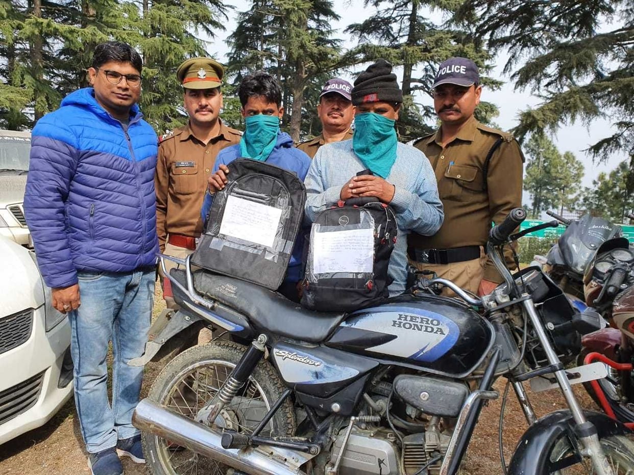 Two arrested with a quarter to four kilos of charas, sent to jail