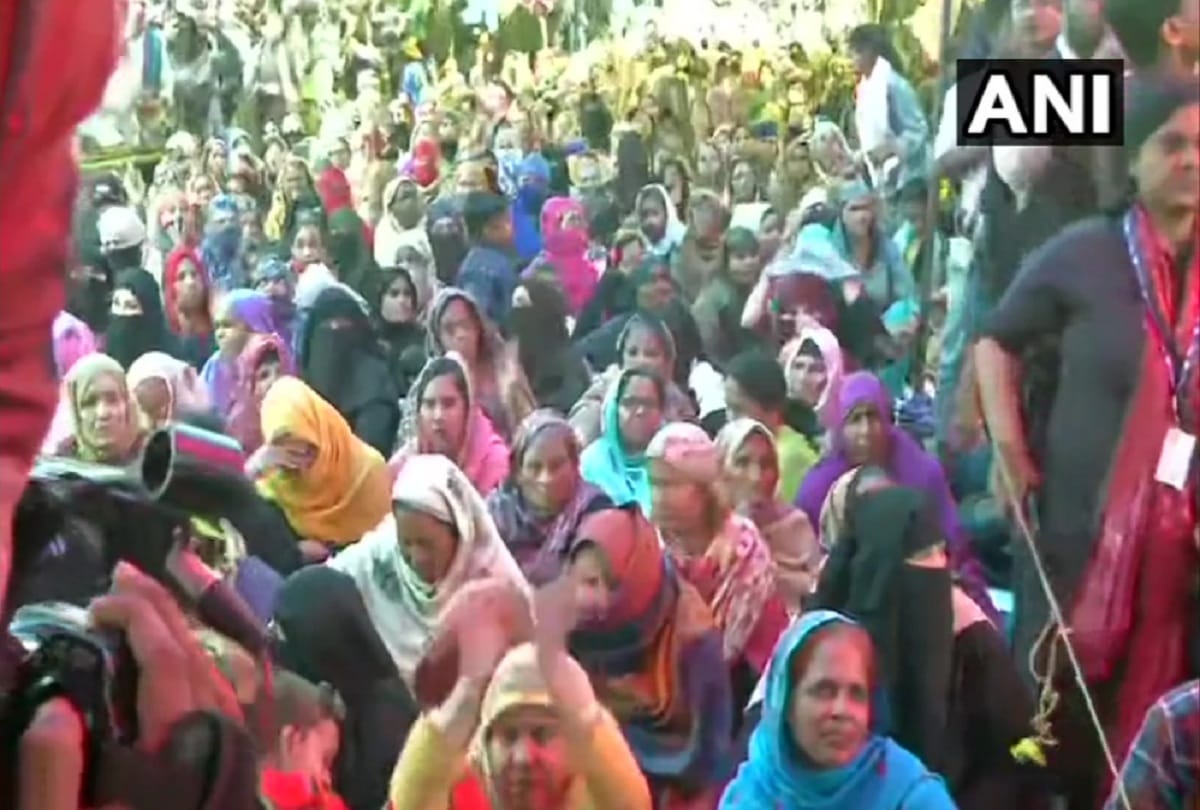 Most protesters in favor of opening Shaheen Bagh road