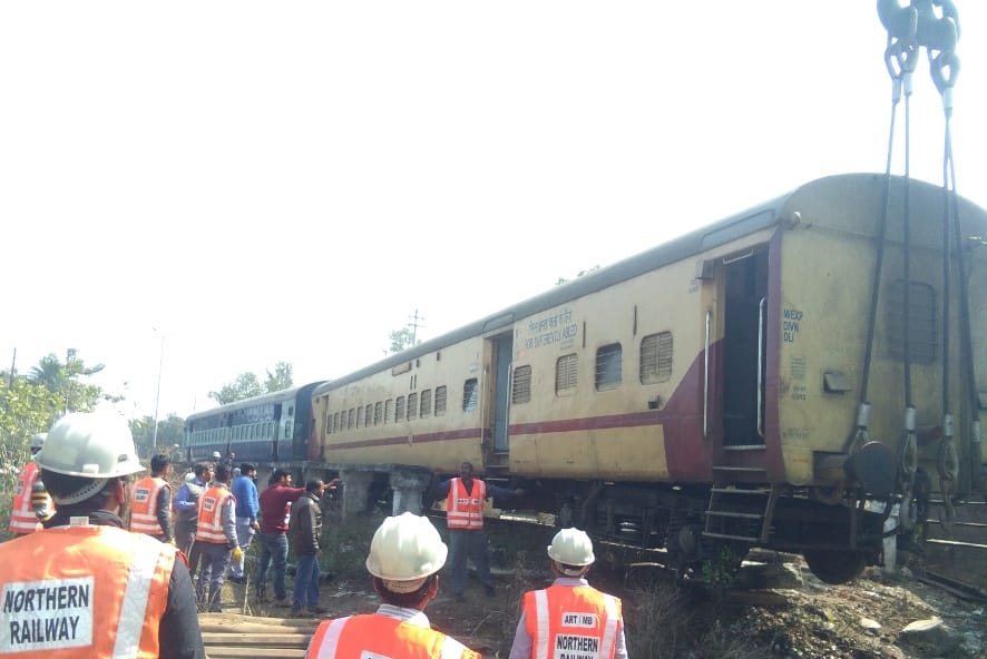 Najibabad-Gajraula passenger train derailed