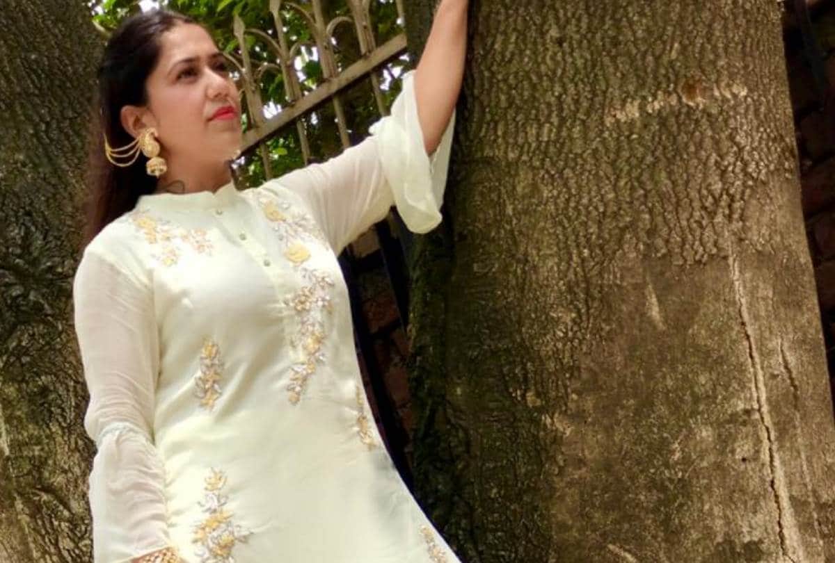 dresses prepared by fashion designer shikha suri