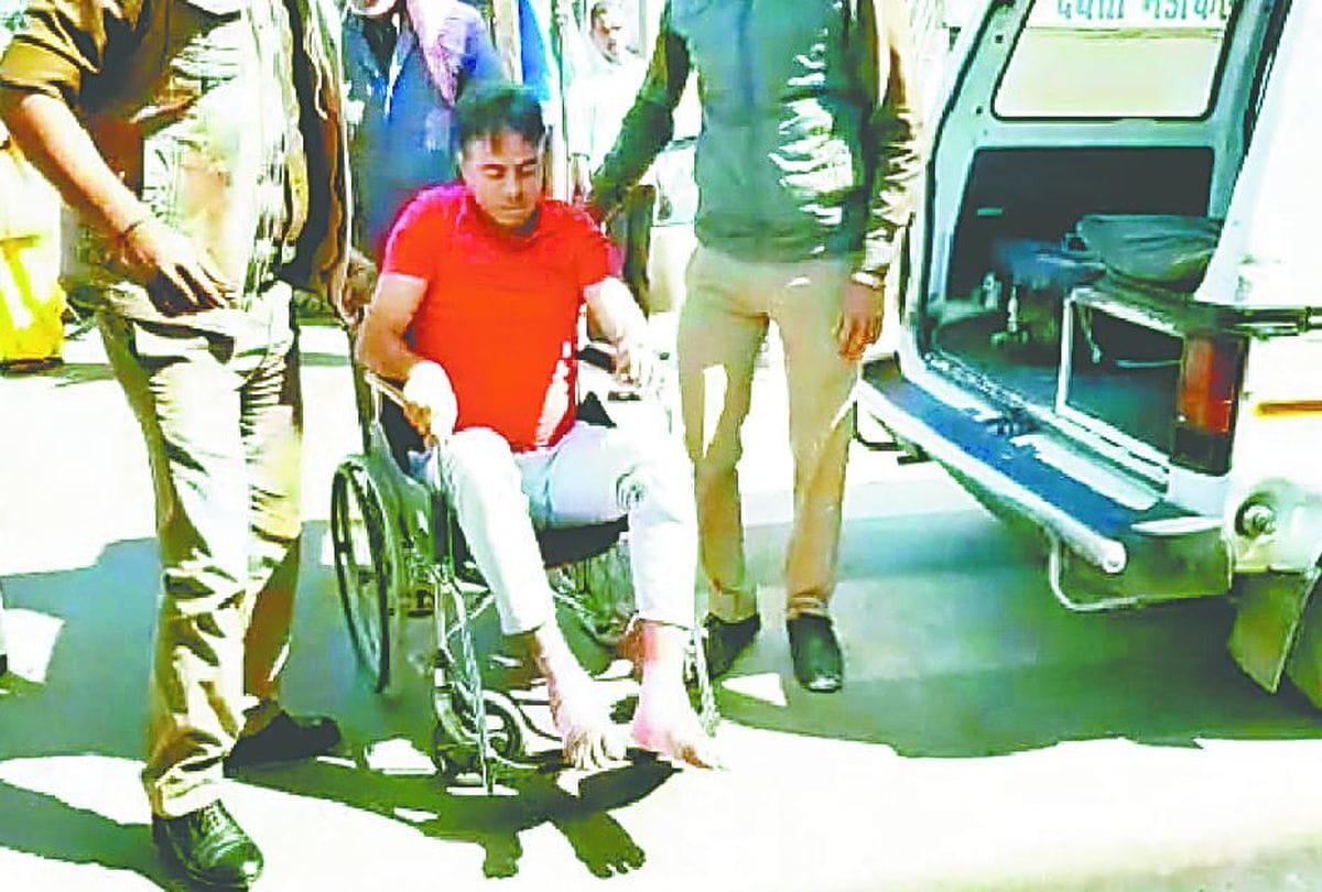 Agra Police Did Not Arrest Accused Attack On Daroga Crime News
