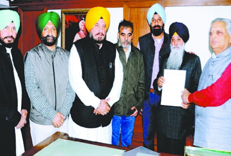 SAD delegation submitted a memorandum to the speaker