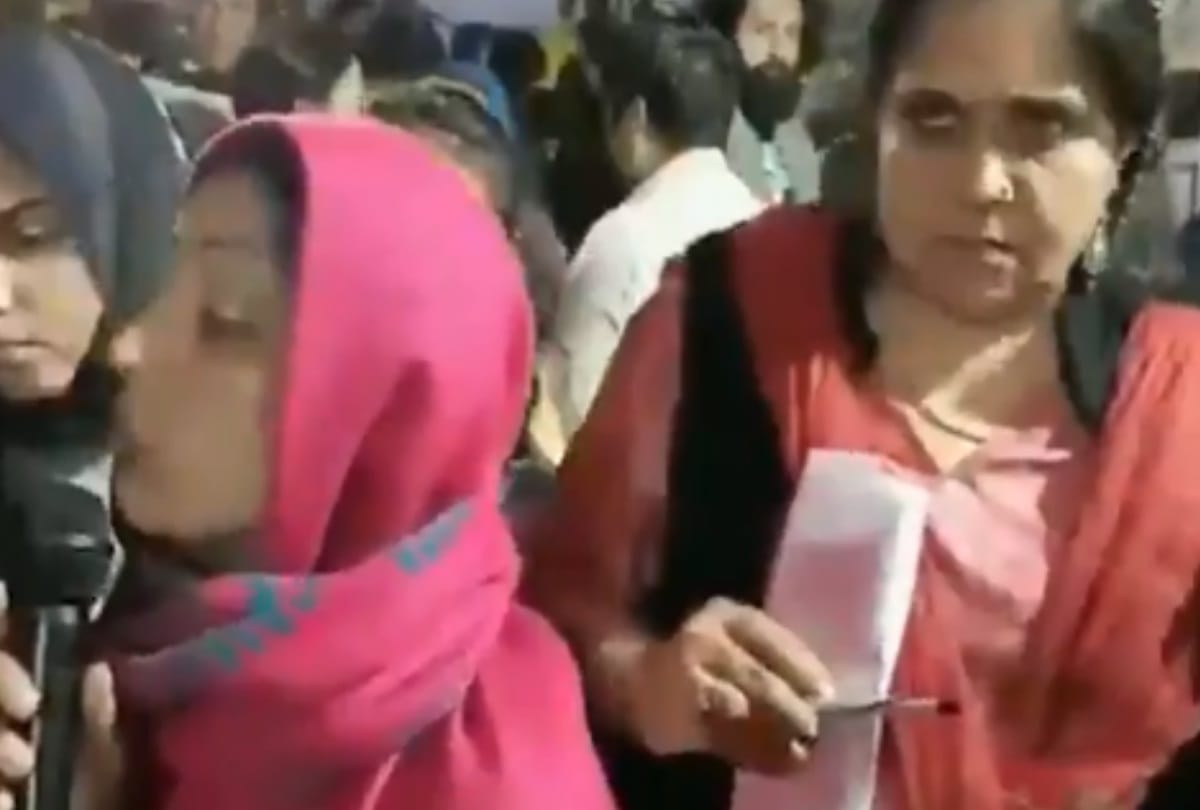 Shaheen bagh protestors are trained by teesta setalvad what to ask interlocutors claims bjp tweet