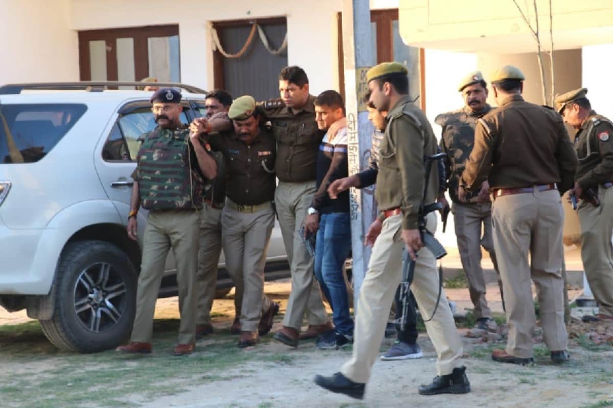 Meerut police killed several criminals in encounter, Meerut number one by stacking 17 miscreants