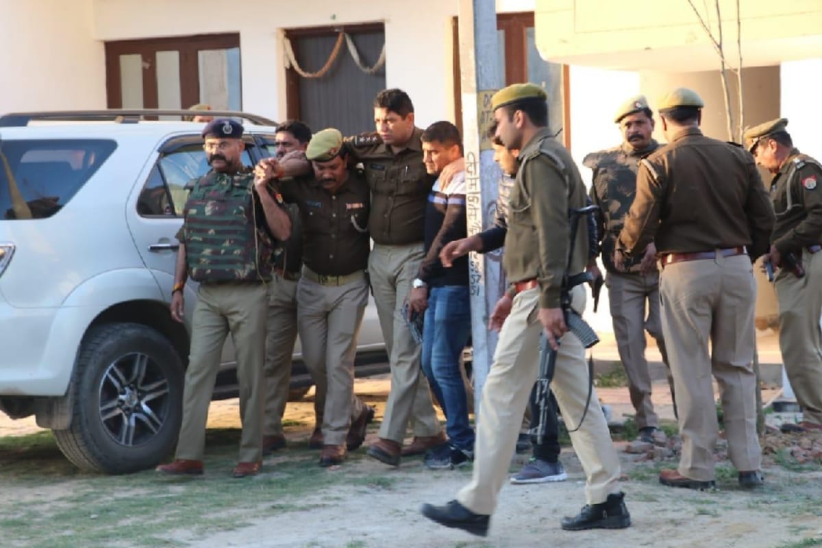 Meerut police killed several criminals in encounter, Meerut number one by stacking 17 miscreants