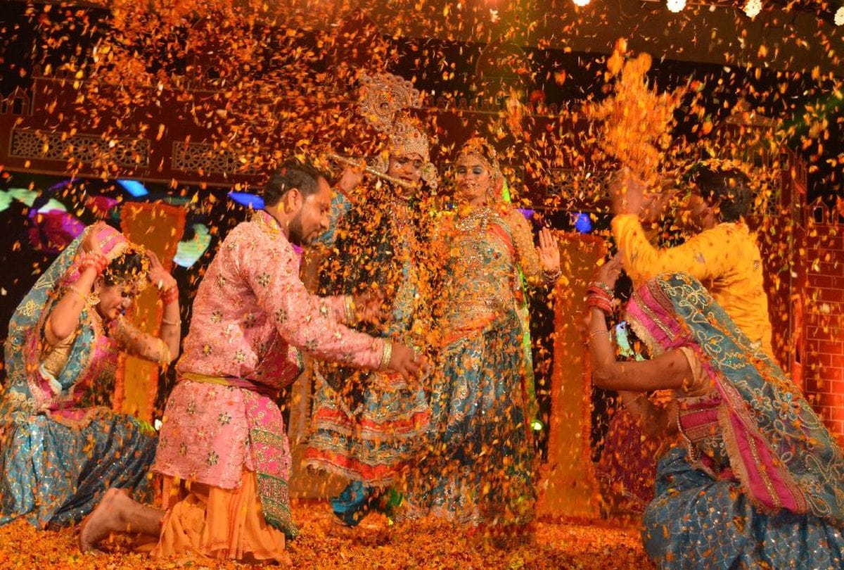 taj mahotsav 2020 start today in agra