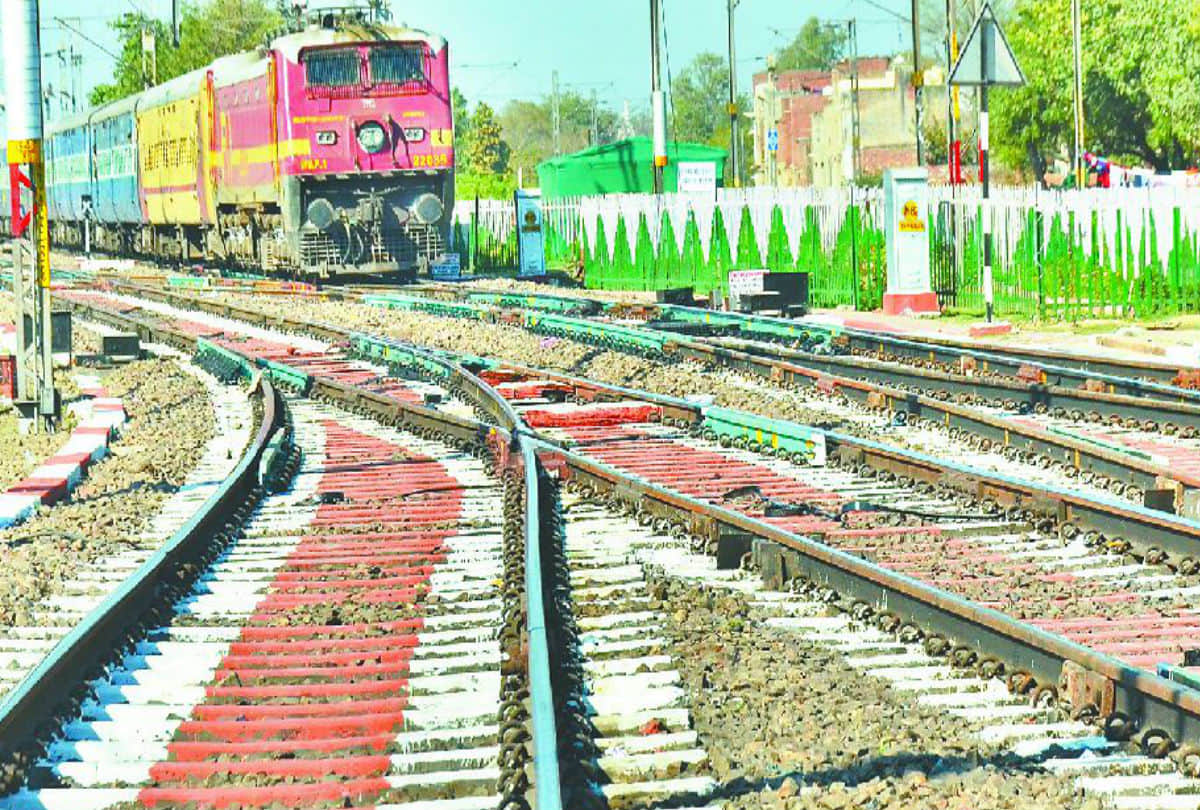 Railways cancelled 12 trains due to fog