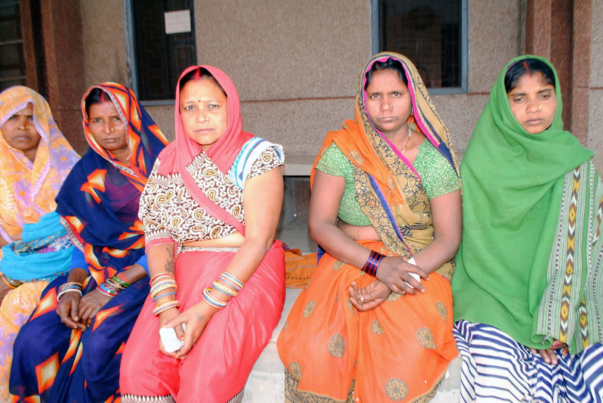 A young man was trapped in a fire burning room in Chitrakoot